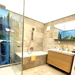 Luxus Terrassenappartement Berg & 1 Bodensdorf