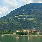 Appartement Luxus Terrassenappartement Berg&see 1 Bodensdorf