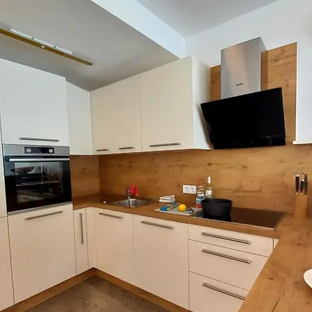Apartment Luxus Terrassenappartement Berg&see 1