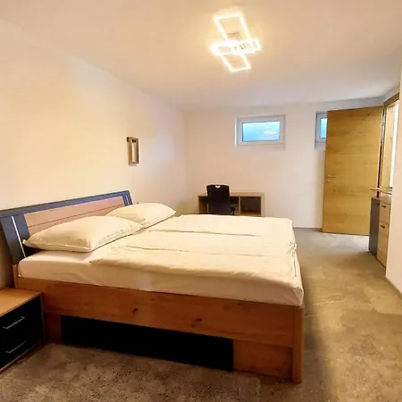 Apartment Luxus Terrassenappartement Berg&see 1