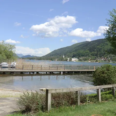 Luxus Terrassenappartement Berg & 1 בודנסדורף