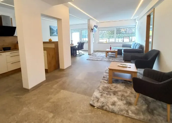 Luxus Terrassenappartement Berg & 1 Apartament Bodensdorf