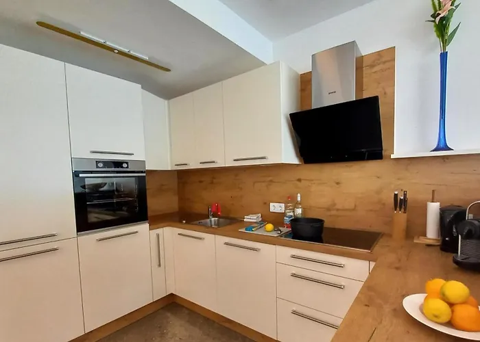 Appartement Luxus Terrassenappartement Berg&see 1